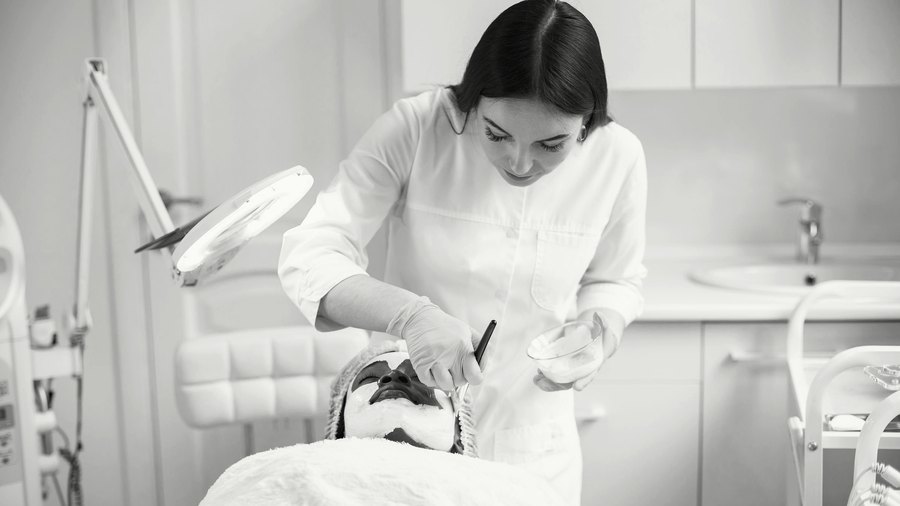 Atendimento de estética facial